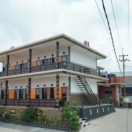 Parama Bromo Hotel Ngadisari Exteriör bild